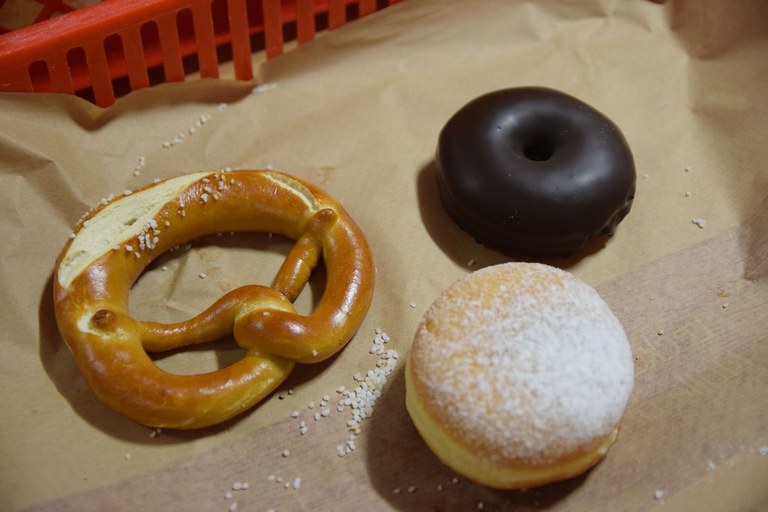 Bretzel, Donut und Berliner