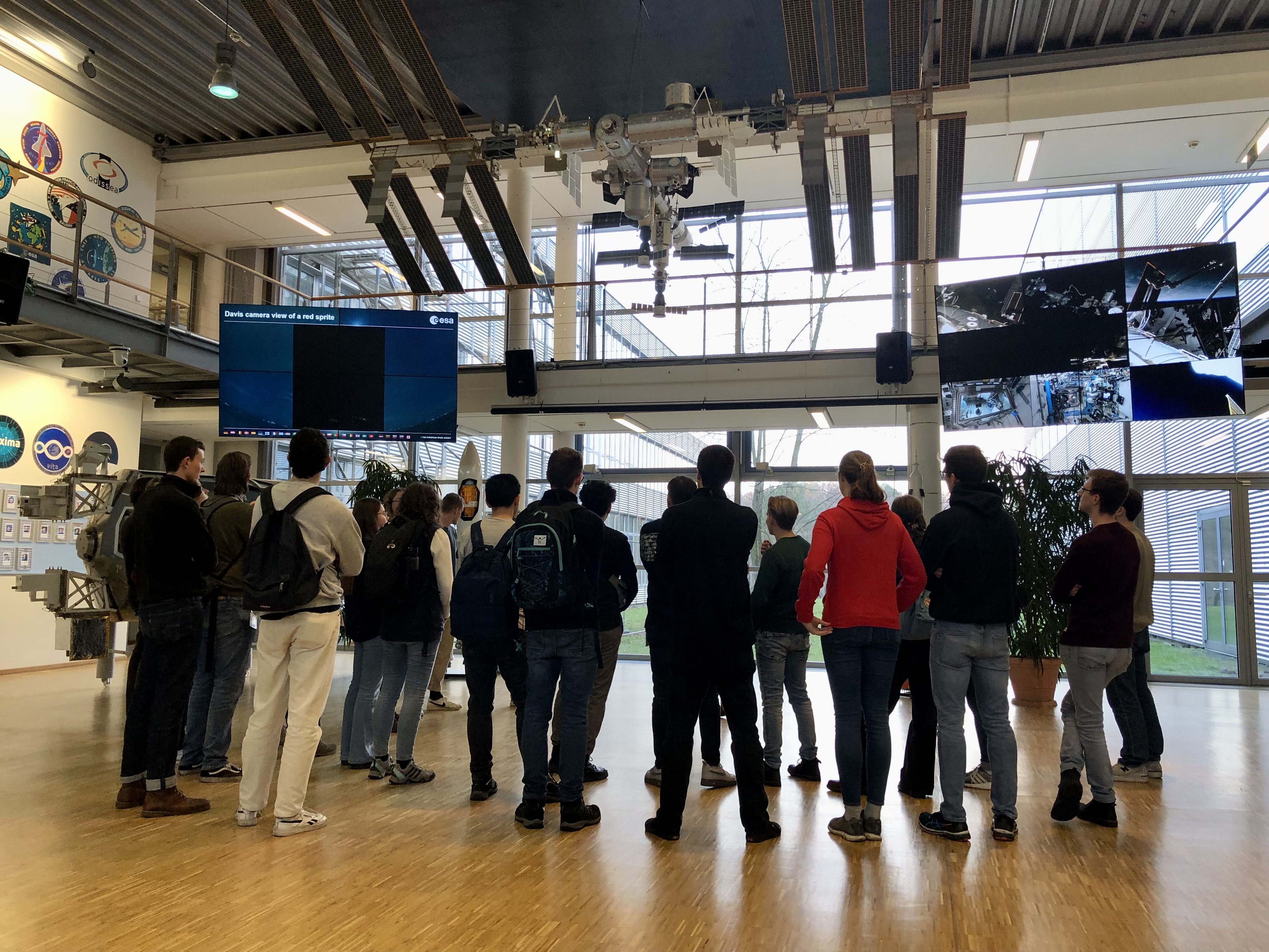 Fellows im Astronautentrainingszentrum der ESA beim DLR in Köln