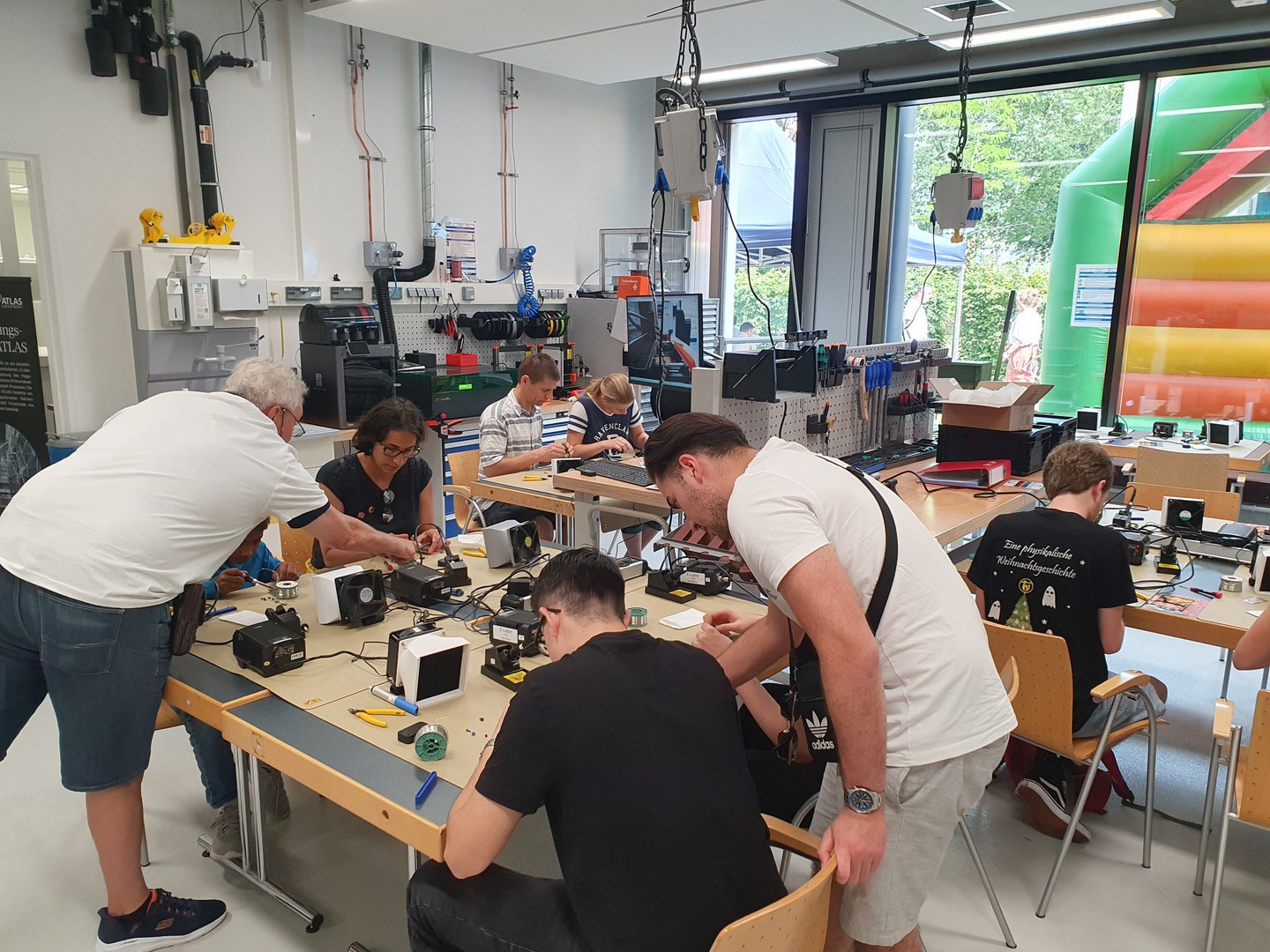 Impressions of the DIY detector workshop